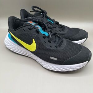 Nike Black and Neon Yellow Sneakers